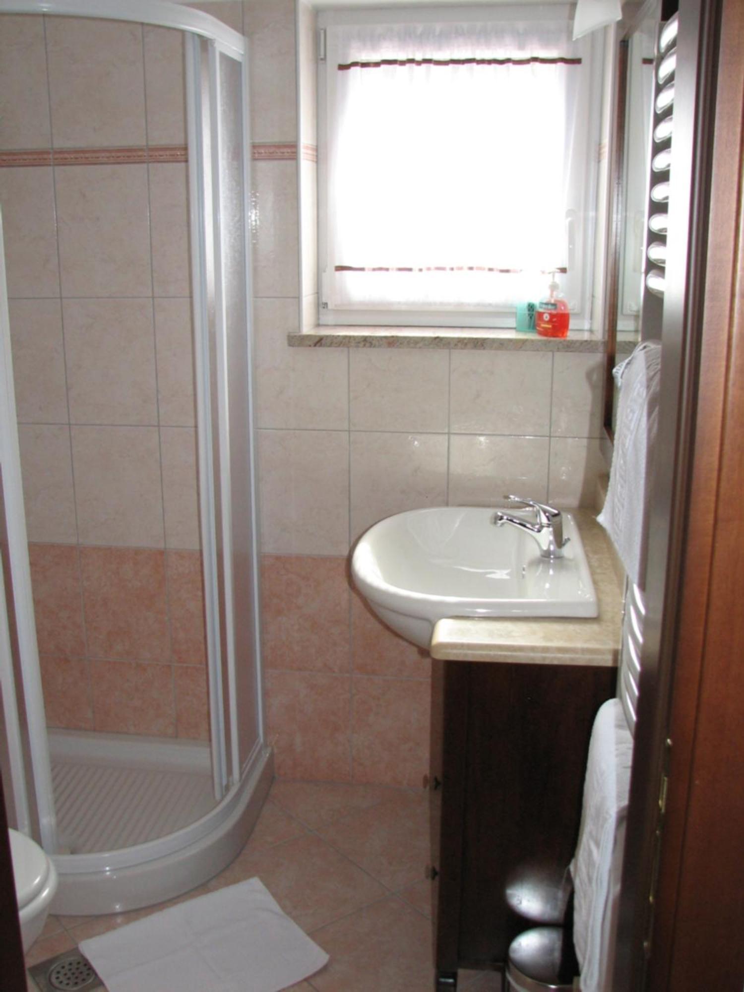 Guest House Pod Slavnikom Podgorje  Esterno foto